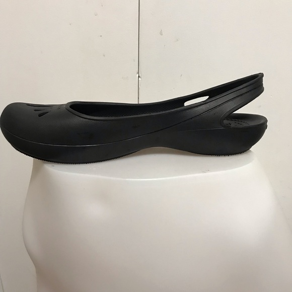 Crocs Black Sandals Size 10W - Picture 4 of 8